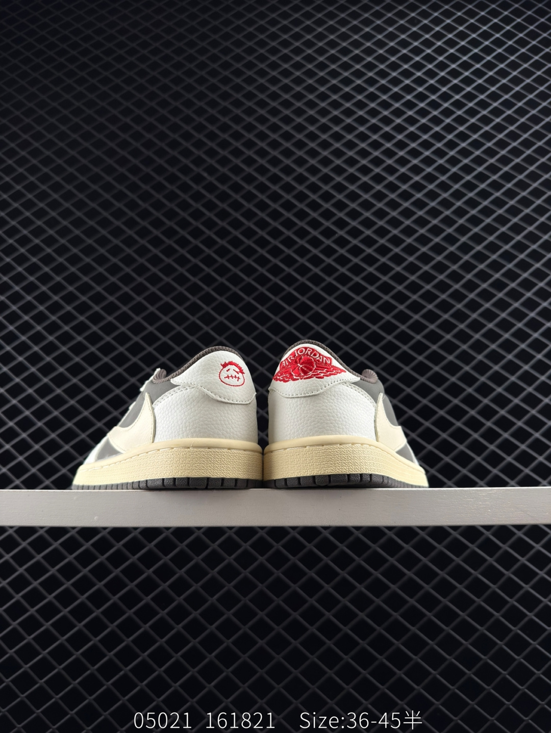 Nike Air Jordan 1 x Travis Scott AJ1